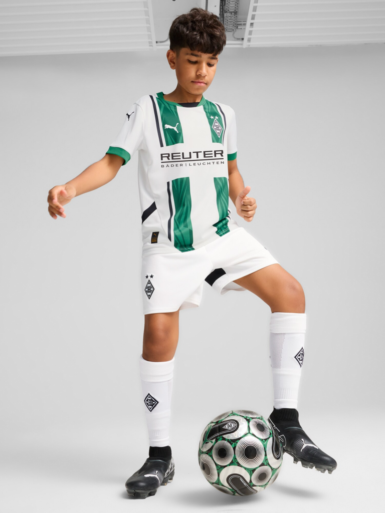 Cumpăra PUMA Tricou funcțional 'Borussia Mönchengladbach 24/25'  verde / verde pin / negru / alb