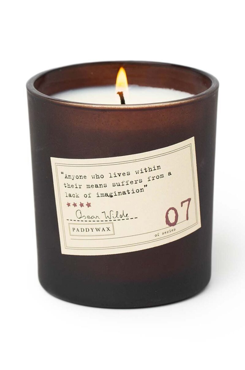 Paddywax lumanare parfumata de soia Library Oscar Wilde 170 g