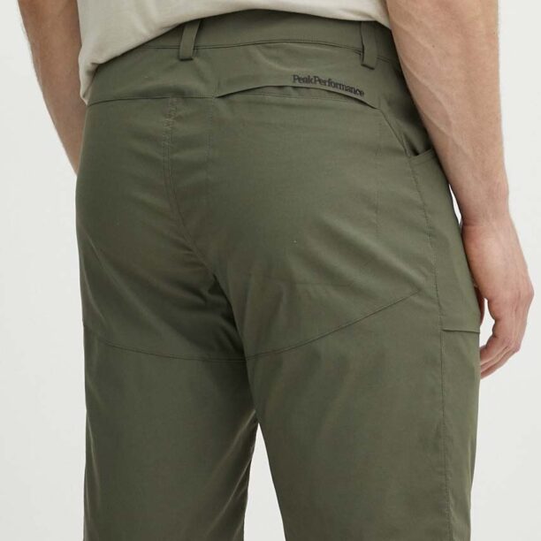 Peak Performance pantaloni scurți outdoor Iconiq culoarea verde preţ