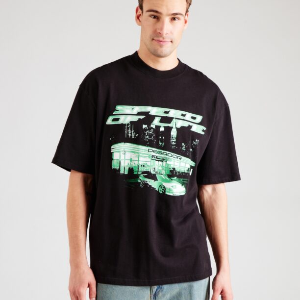 Pegador Tricou 'CONNER'  verde / negru / alb