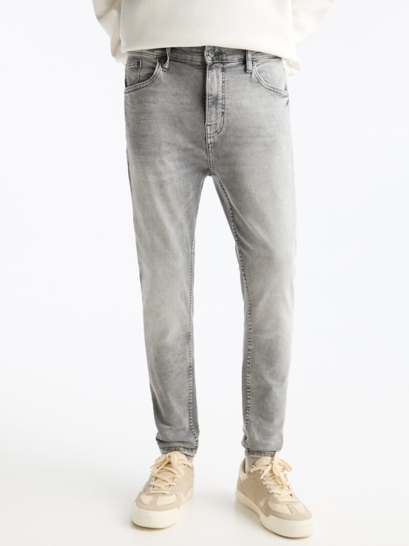 Cumpăra Pull&Bear Jeans  gri deschis