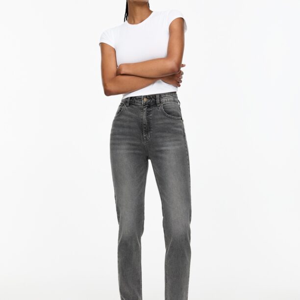 Cumpăra Pull&Bear Jeans  gri închis