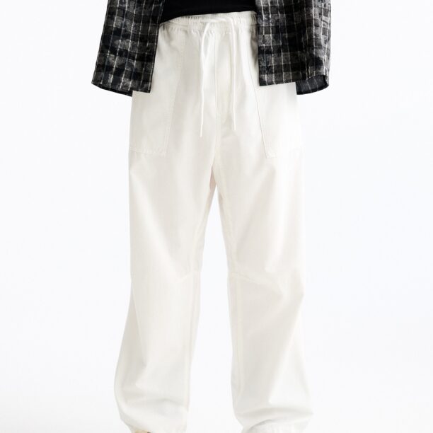 Pull&Bear Pantaloni  alb