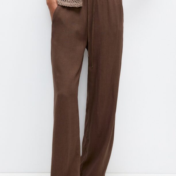 Pull&Bear Pantaloni  ciocolatiu