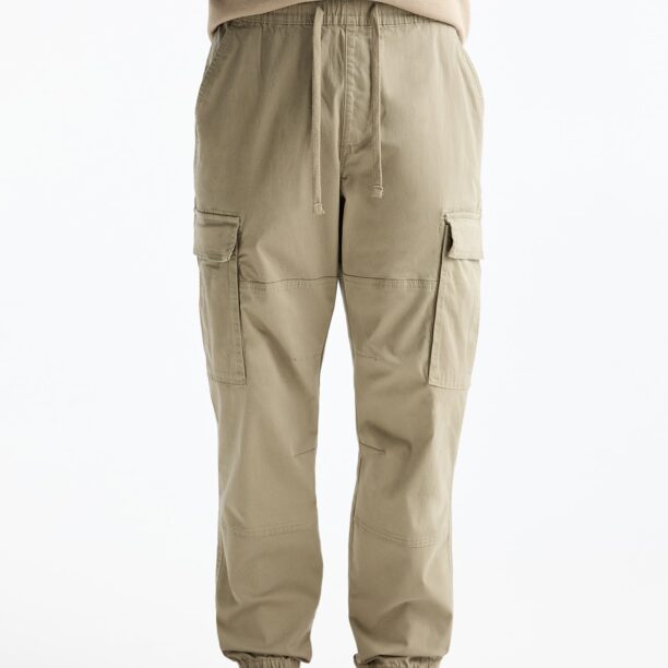 Pull&Bear Pantaloni cu buzunare  bej