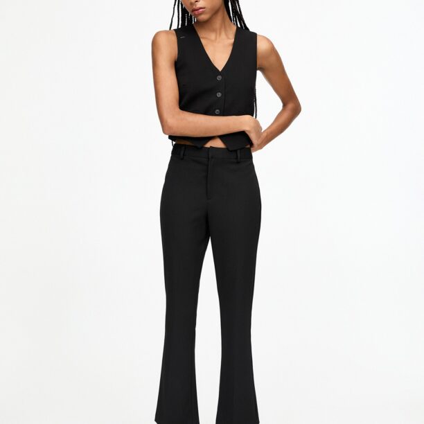 Cumpăra Pull&Bear Pantaloni cu dungă  negru