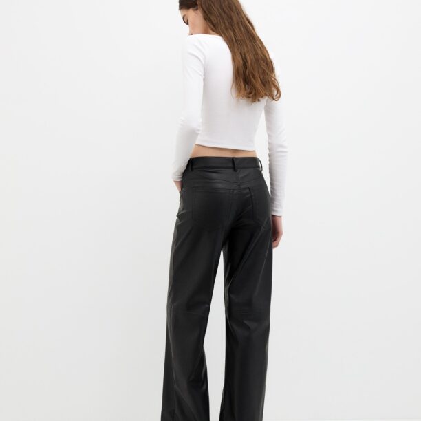 Pull&Bear Pantaloni  negru preţ