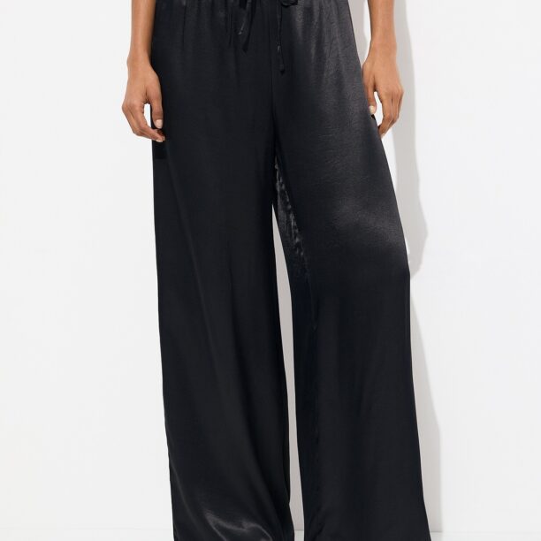 Pull&Bear Pantaloni  negru