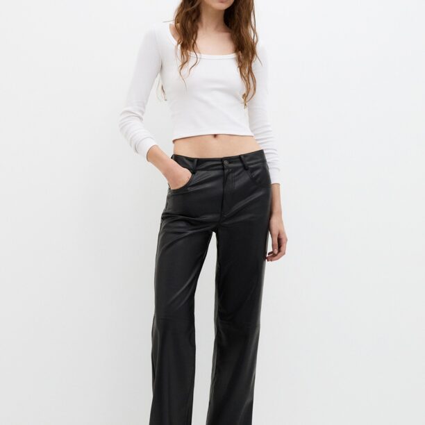 Cumpăra Pull&Bear Pantaloni  negru