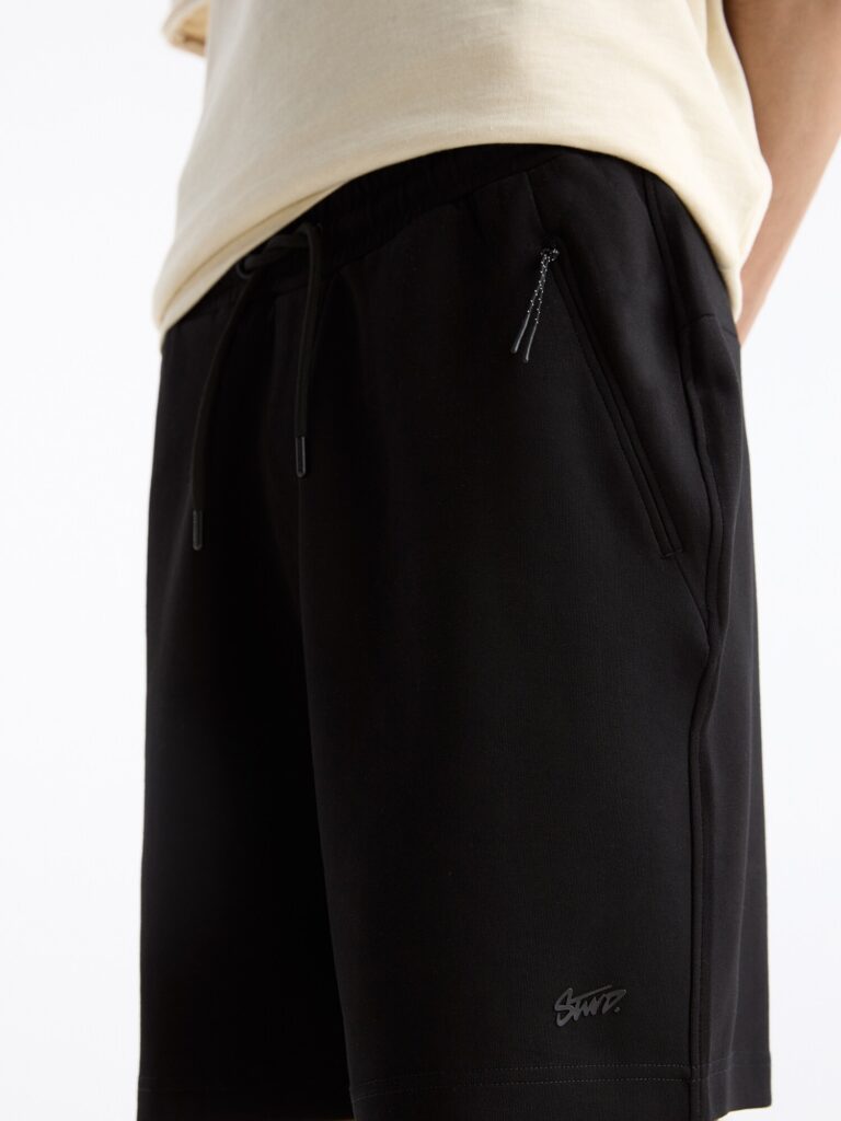 Preţ Pull&Bear Pantaloni  negru