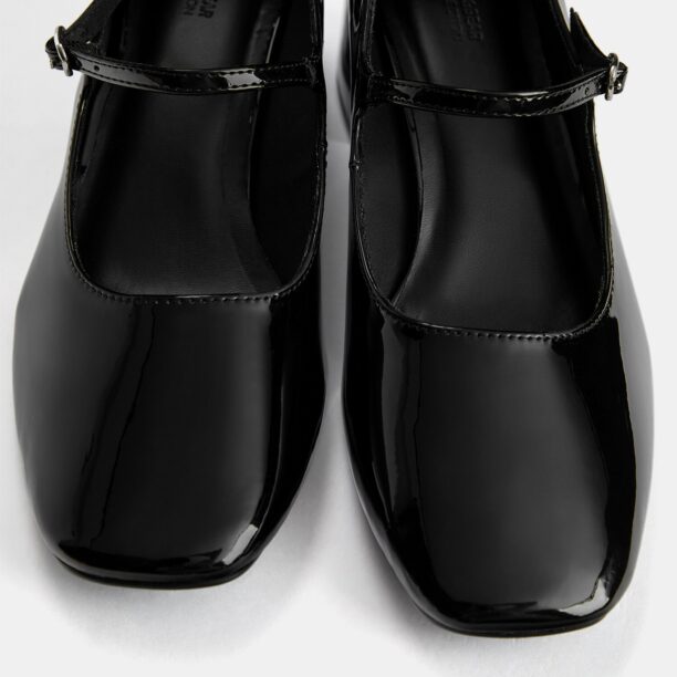 Preţ Pull&Bear Pumps  negru