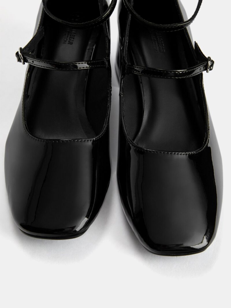 Preţ Pull&Bear Pumps  negru