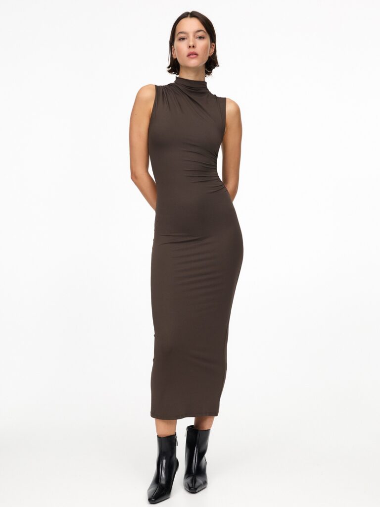 Pull&Bear Rochie  maro închis