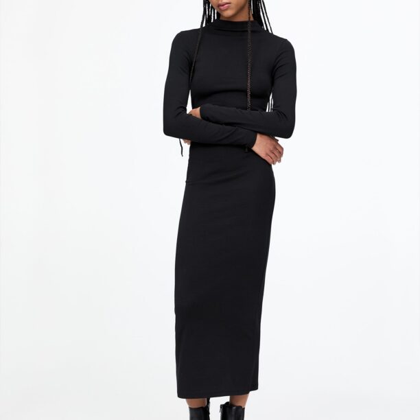 Pull&Bear Rochie  negru