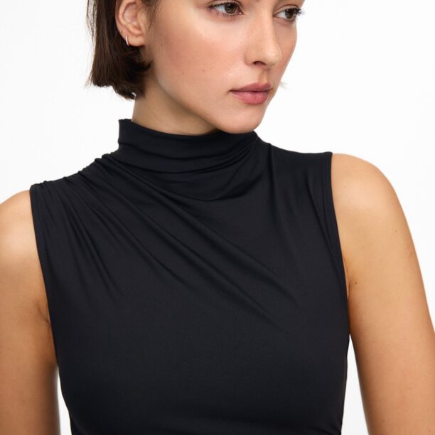 Preţ Pull&Bear Rochie  negru