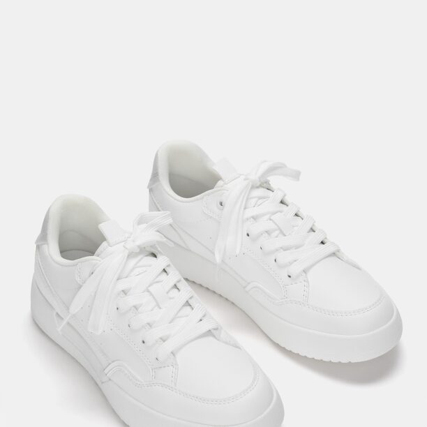 Preţ Pull&Bear Sneaker low  alb