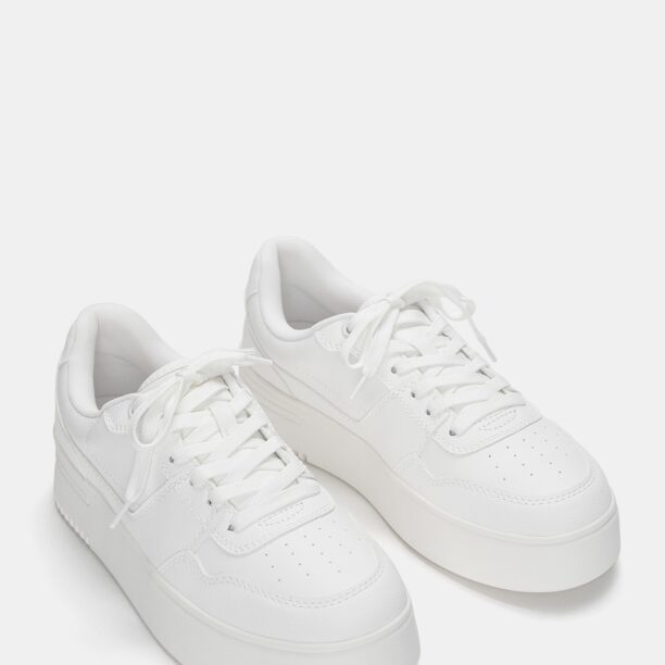 Preţ Pull&Bear Sneaker low  alb