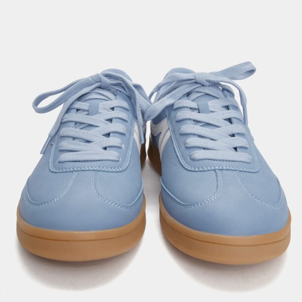 Pull&Bear Sneaker low  albastru deschis / alb preţ