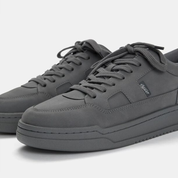 Original Pull&Bear Sneaker low  gri închis