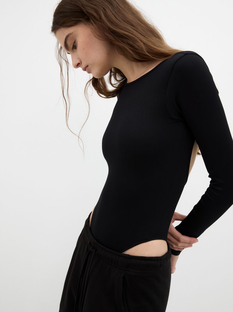 Preţ Pull&Bear Tricou body  negru