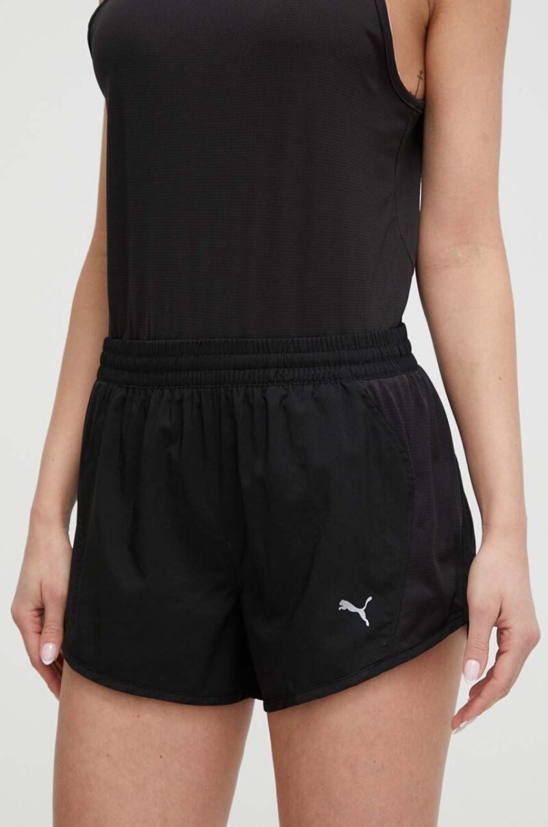 Puma pantaloni scurți de alergare Favourite Velocity culoarea negru