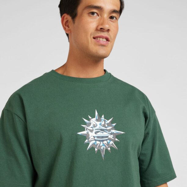 Preţ QUIKSILVER Tricou 'SPIKE BALL MER'  gri / verde pin / alb