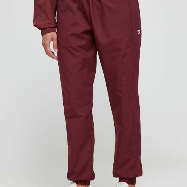 Reebok Classic pantaloni de trening culoarea bordo