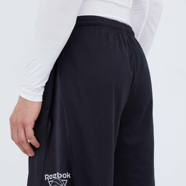 Reebok Classic pantaloni scurți de antrenament culoarea negru