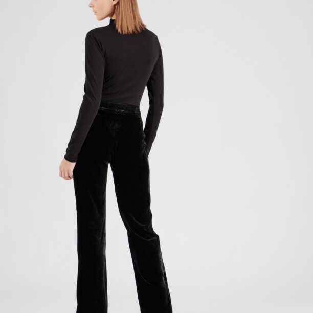 Sisley Pantaloni  negru preţ