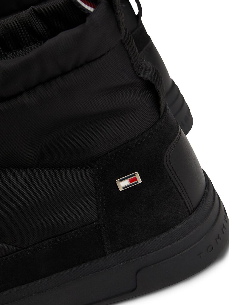 Original TOMMY HILFIGER Bocanci de zăpadă  negru