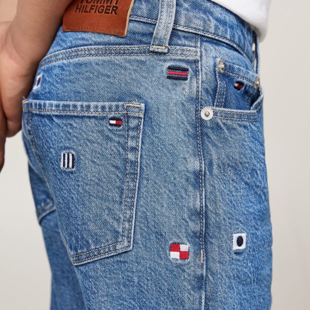 Cumpăra TOMMY HILFIGER Jeans  albastru denim / roșu / alb murdar