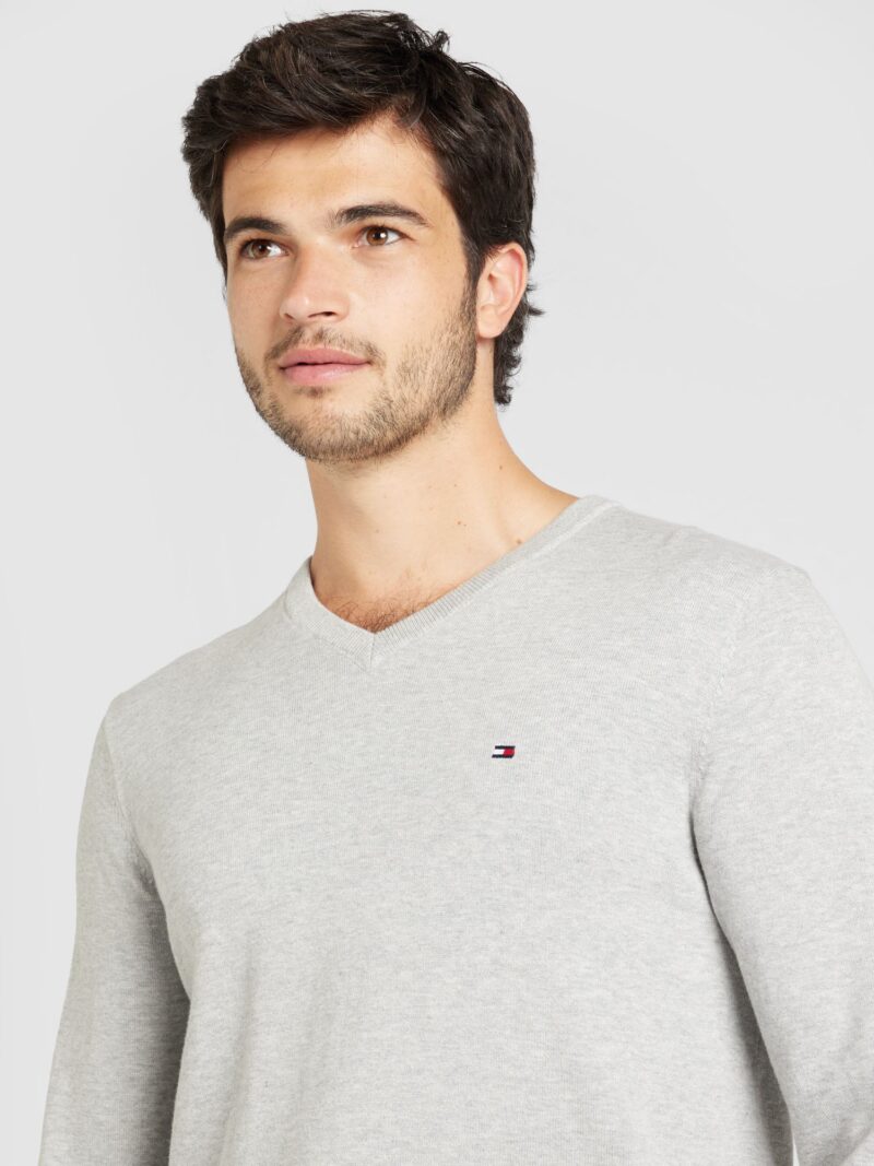 Cumpăra TOMMY HILFIGER Pulover 'ESSENTIAL'  gri