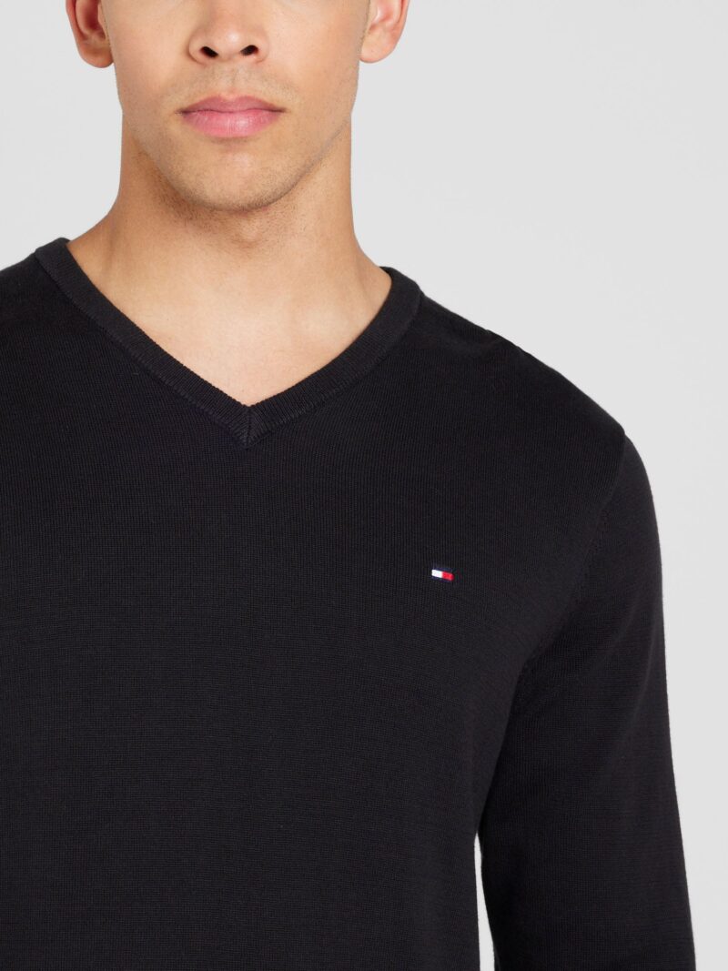 Preţ TOMMY HILFIGER Pulover 'ESSENTIAL'  negru