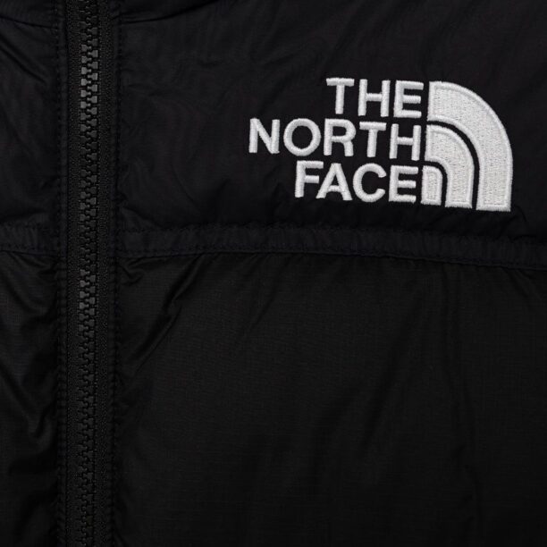 The North Face Geacă de puf pentru copii culoarea negru preţ