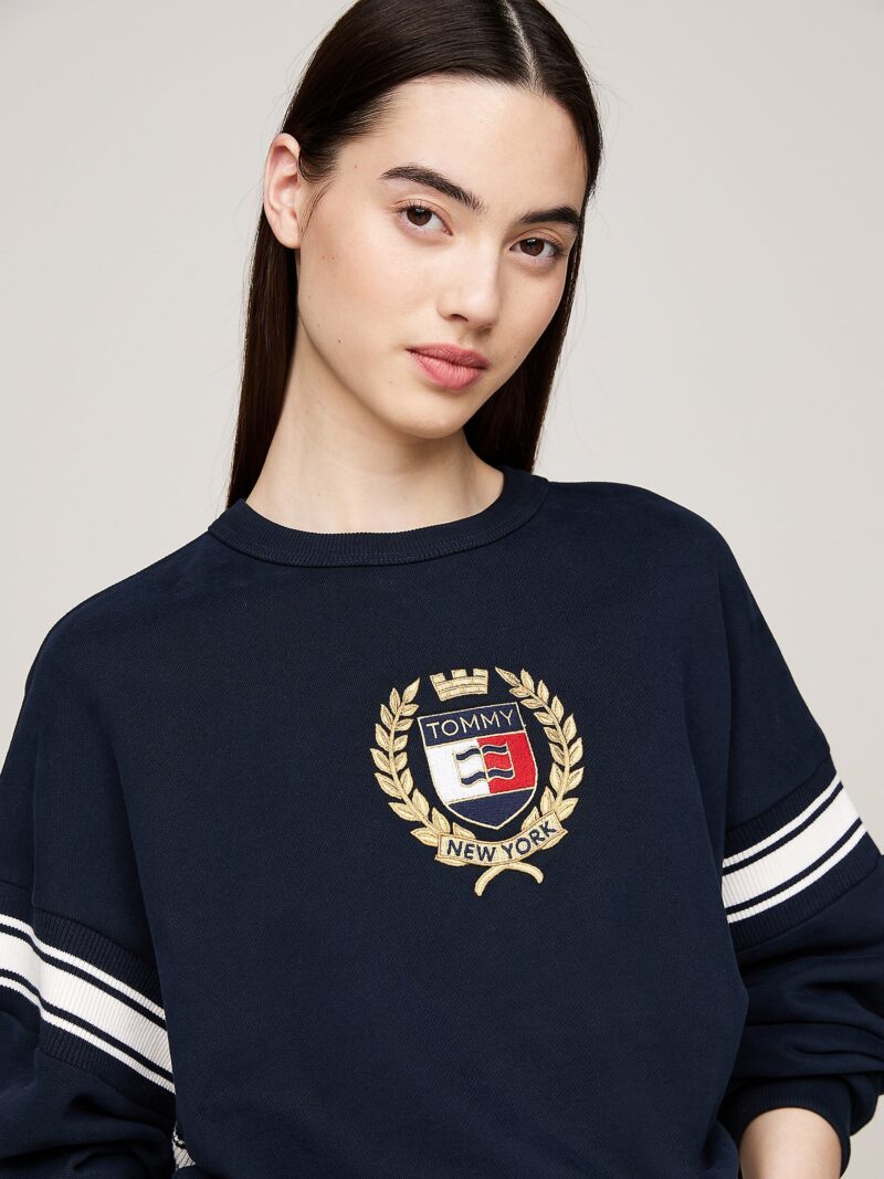 Cumpăra Tommy Jeans Bluză de molton  bleumarin / auriu / roșu / alb