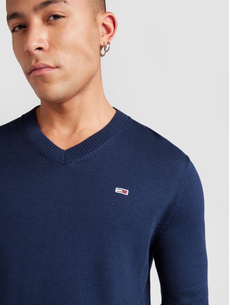 Cumpăra Tommy Jeans Pulover 'ESSENTIAL'  albastru închis / roșu / alb