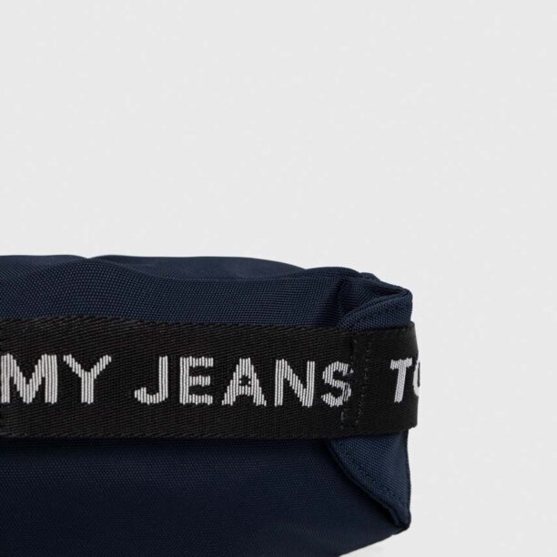 Tommy Jeans borseta culoarea albastru marin preţ