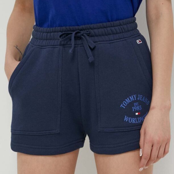 Tommy Jeans pantaloni scurti din bumbac culoarea albastru marin