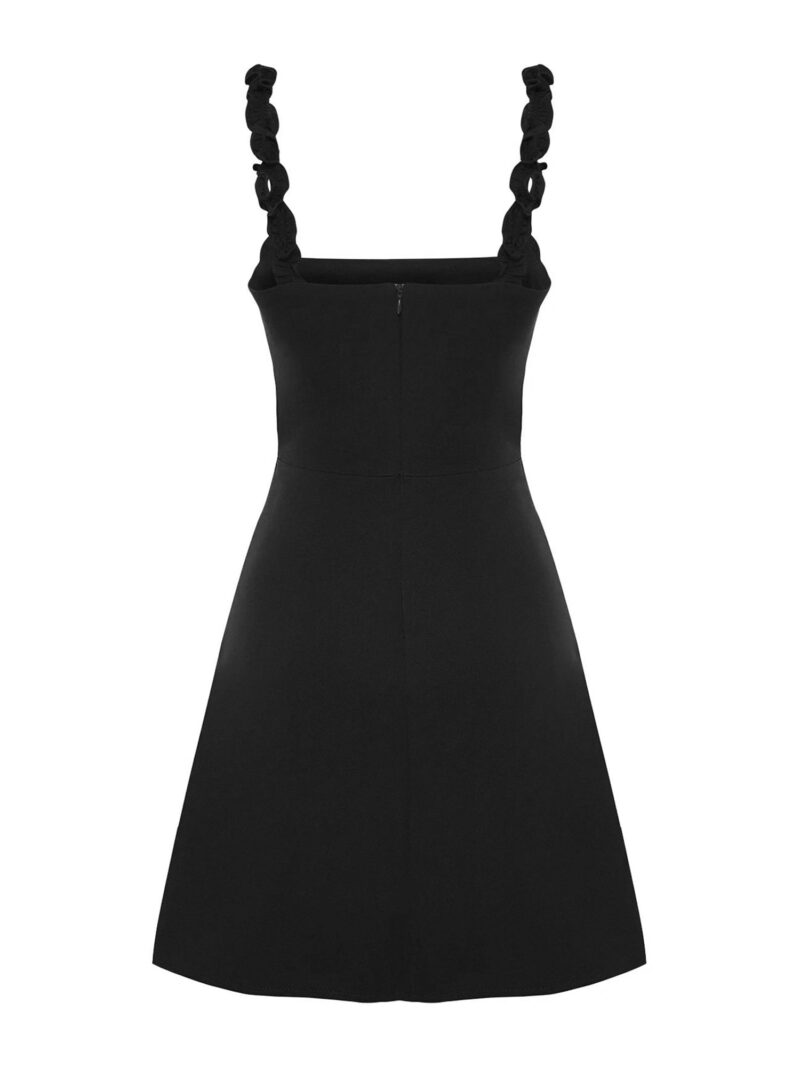 Preţ Trendyol Rochie  negru