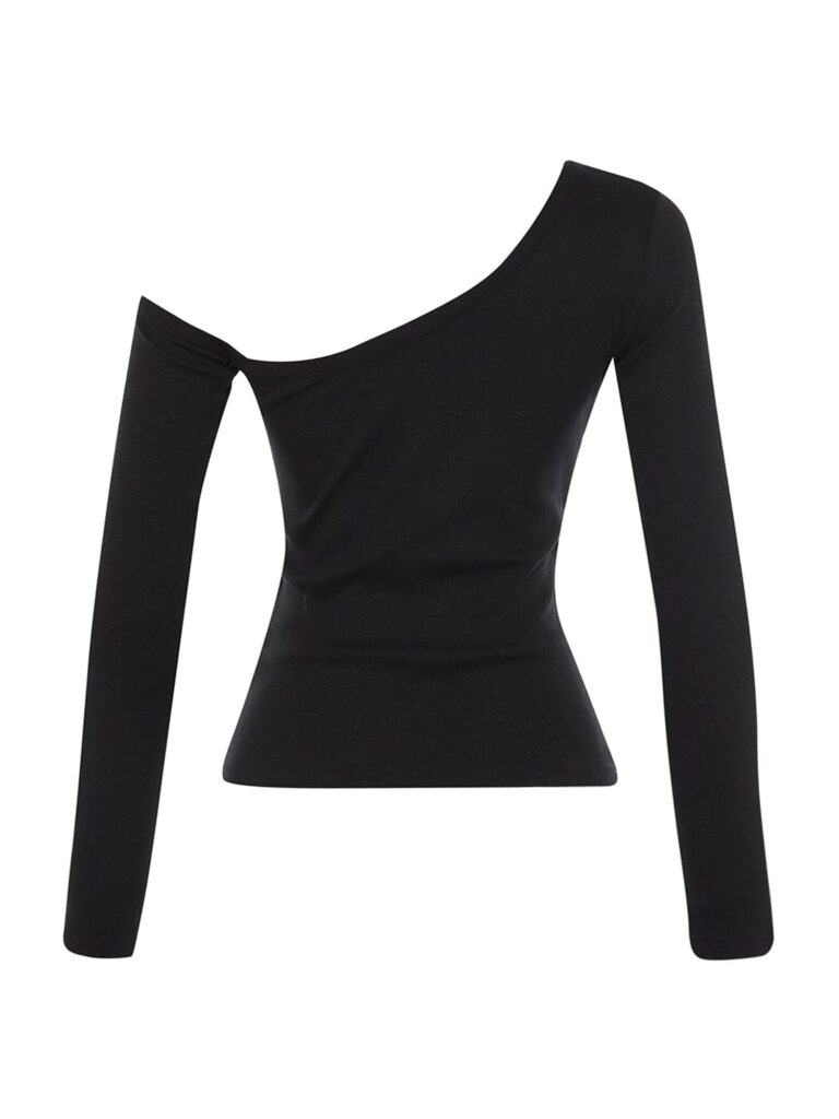 Preţ Trendyol Tricou  negru