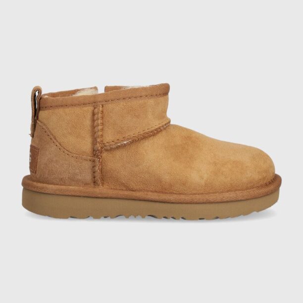 UGG cizme de zapada din piele intoarsa T CLASSIC ULTRA MINI culoarea bej