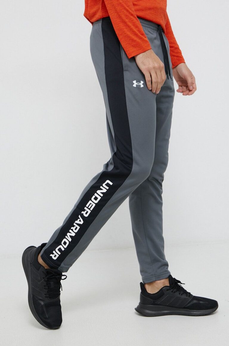 Under Armour Pantaloni 1366213 bărbați