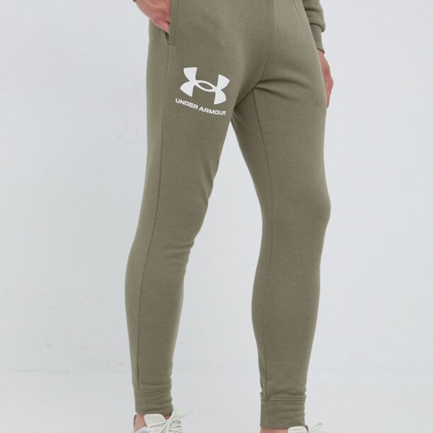 Under Armour pantaloni barbati