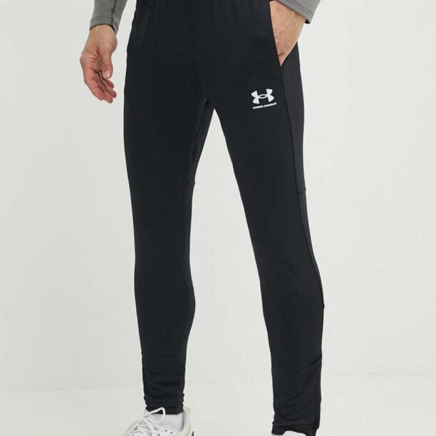 Under Armour pantaloni de antrenament Challenger culoarea negru