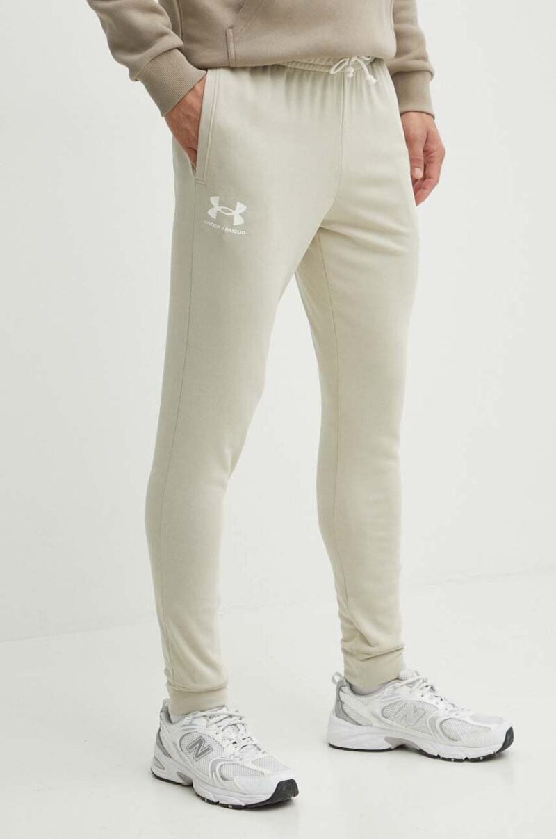 Under Armour pantaloni de trening culoarea bej