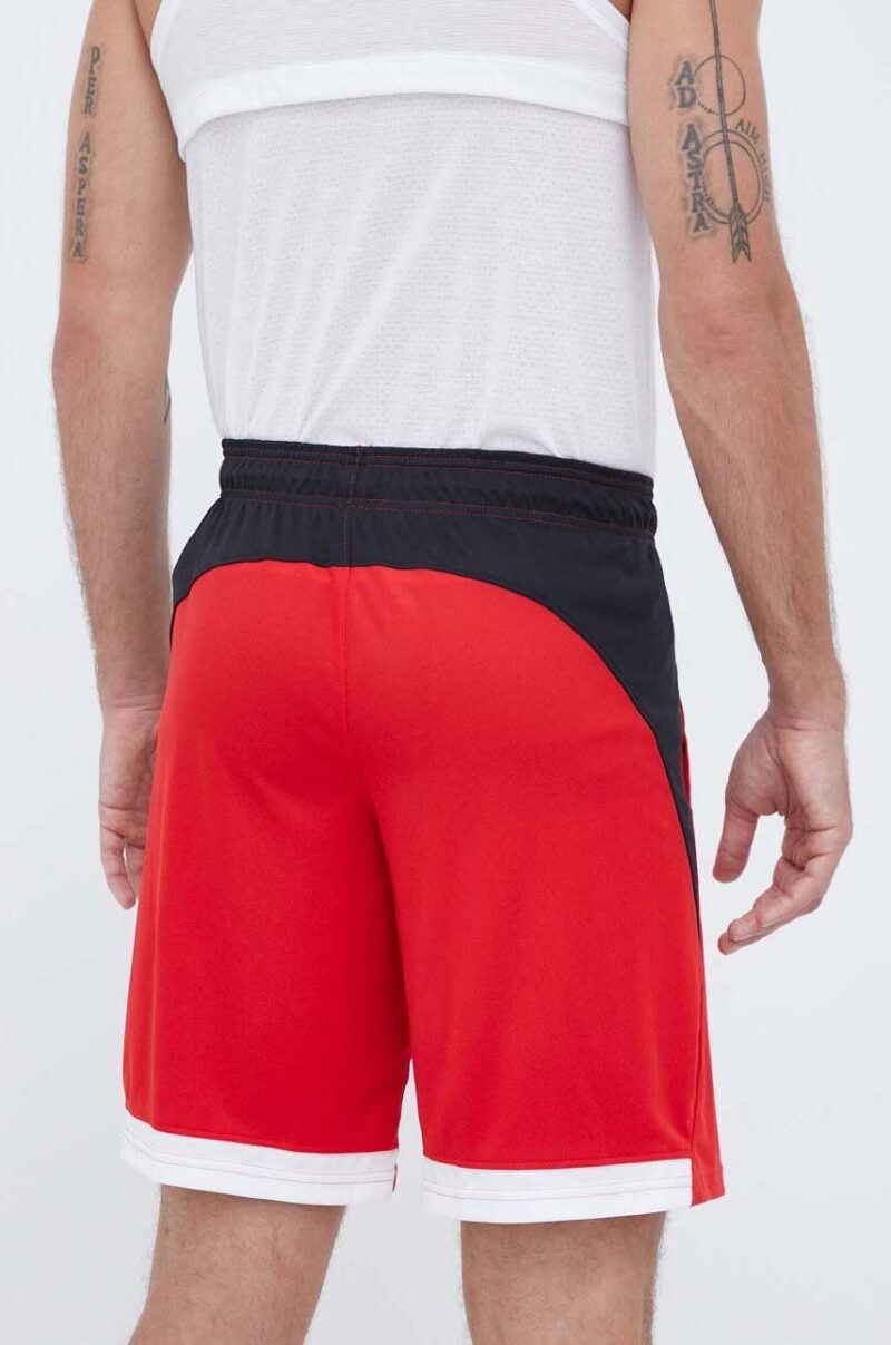 Under Armour pantaloni scurți de antrenament Baseline culoarea rosu preţ