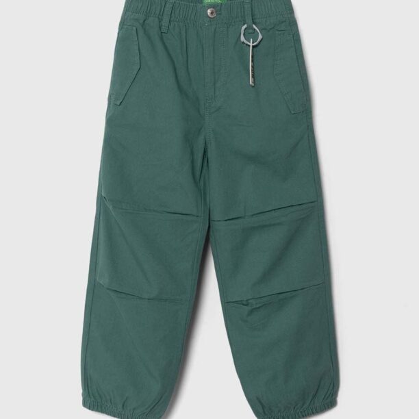 United Colors of Benetton pantaloni de bumbac pentru copii culoarea verde