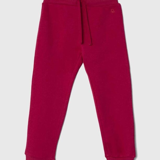 United Colors of Benetton pantaloni de trening pentru copii culoarea roz