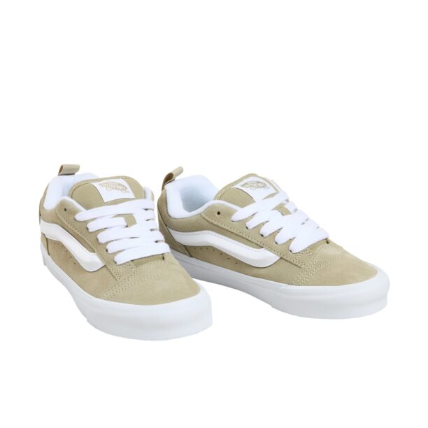 VANS Sneaker low 'Knu Skool'  oliv / alb