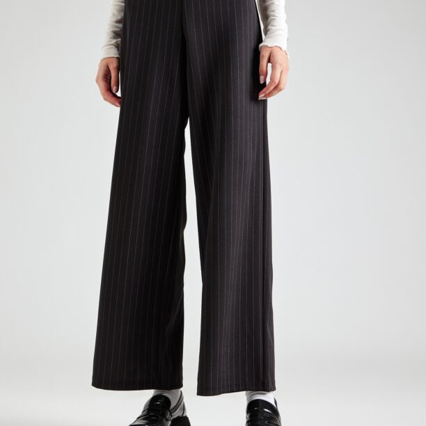 VERO MODA Pantaloni 'VMBERLIN'  negru / alb